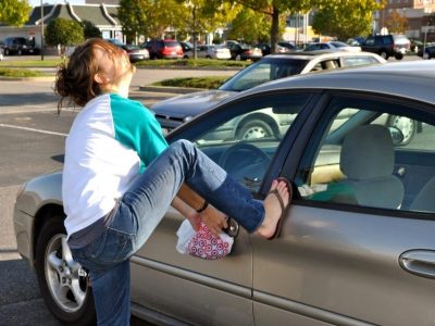 328479_J_ai_laisse_mes_clefs_dans_ma_voiture_Que_faire-1.jpg